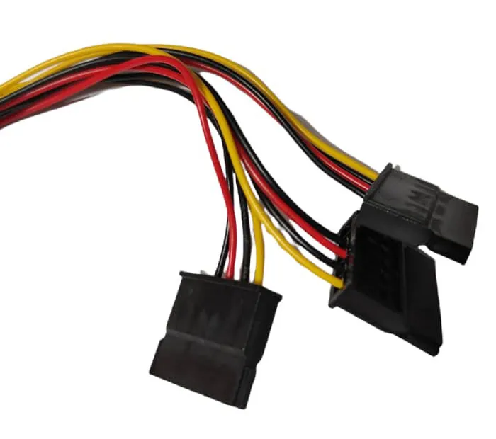 کابل تبدیل برق 4 پین Molex به 3 عدد SATA