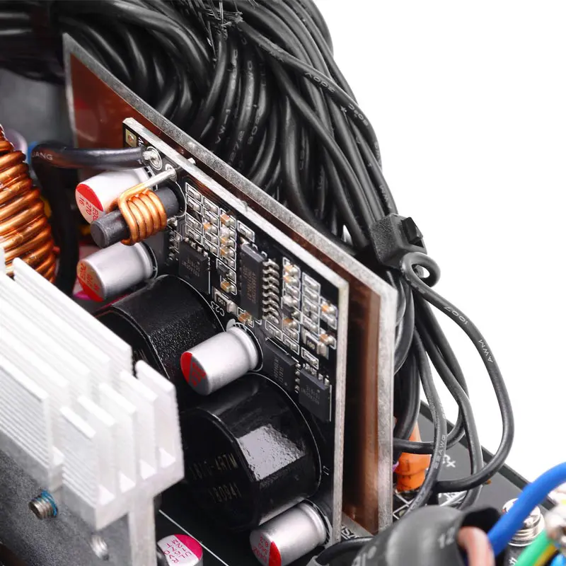 منبع تغذیه گرین مدل GP800B-GED استوک