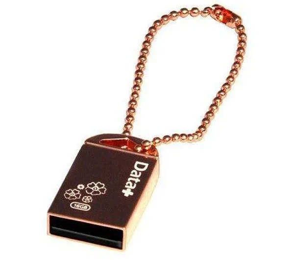 فلش مموری دیتا پلاس مدل GIFT ظرفیت 16 گیگابایت