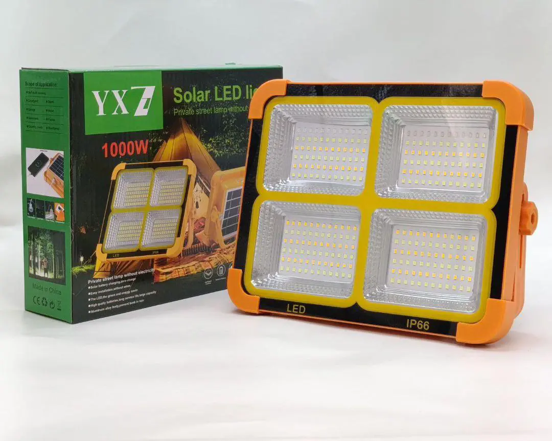 پروژکتور شارژی خورشیدی 1000W