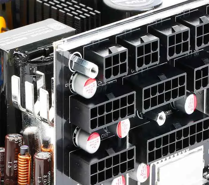 منبع تغذیه کامپیوتر گرین مدل GP1350B-OCDG